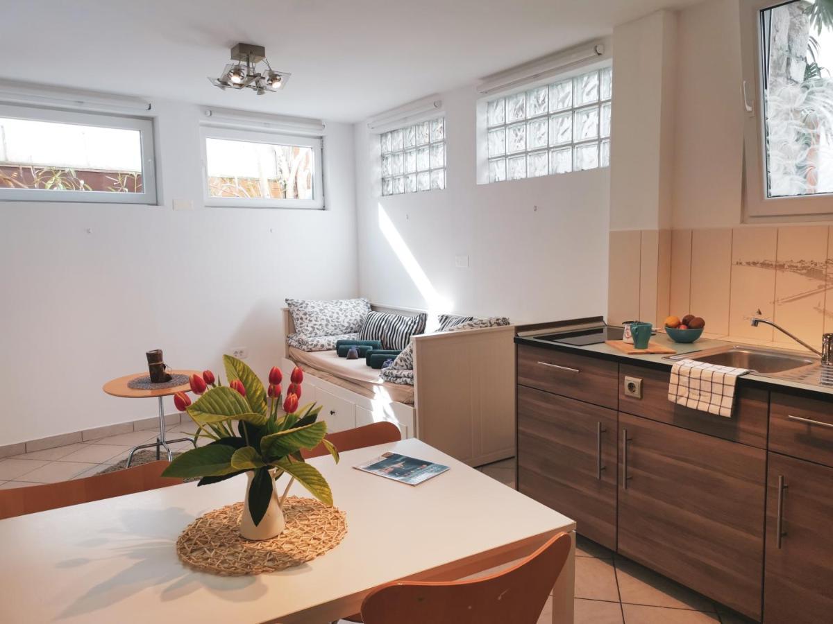 פיראן Apartments Vela מראה חיצוני תמונה