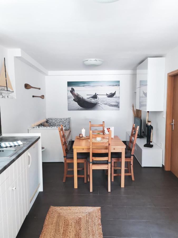 פיראן Apartments Vela מראה חיצוני תמונה